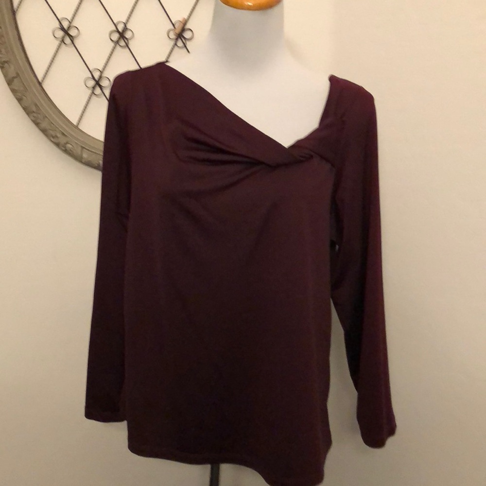 Lucy Pereda plum blouse size 16/18